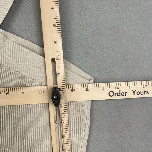 Aritzia Babaton Top Women Medium Tan Sculpt Knit Criss Cross Cropped Tank Halter - Picture 11 of 12